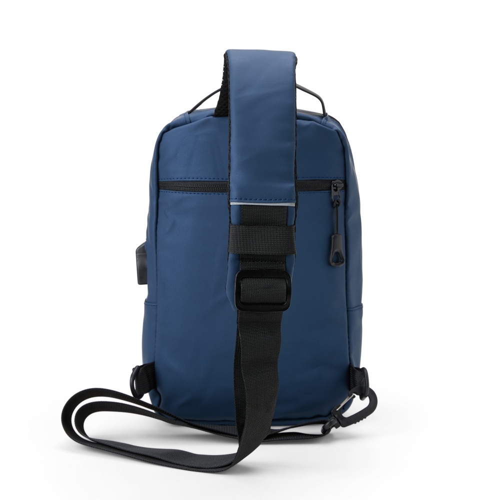 MOCHILA DE OMBRO 7 LITROS COM PORTA USB 29X19X13CM MO237G3